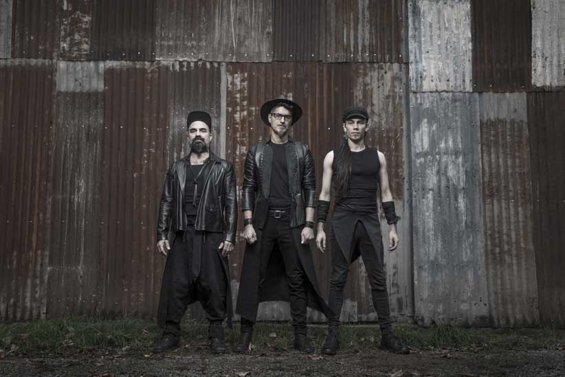Tremor live